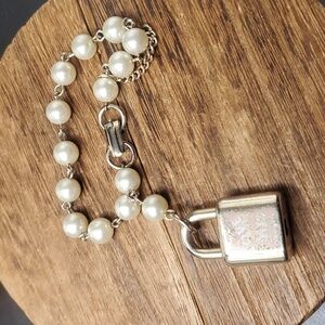 B0507‎ I love you lock pearl bracelet 💖  vintage